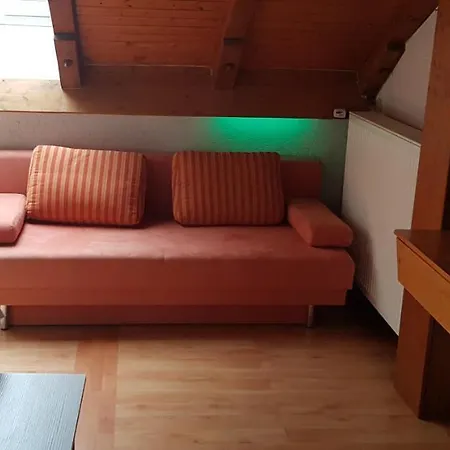 Schoene Mit Balkon Non-smoking